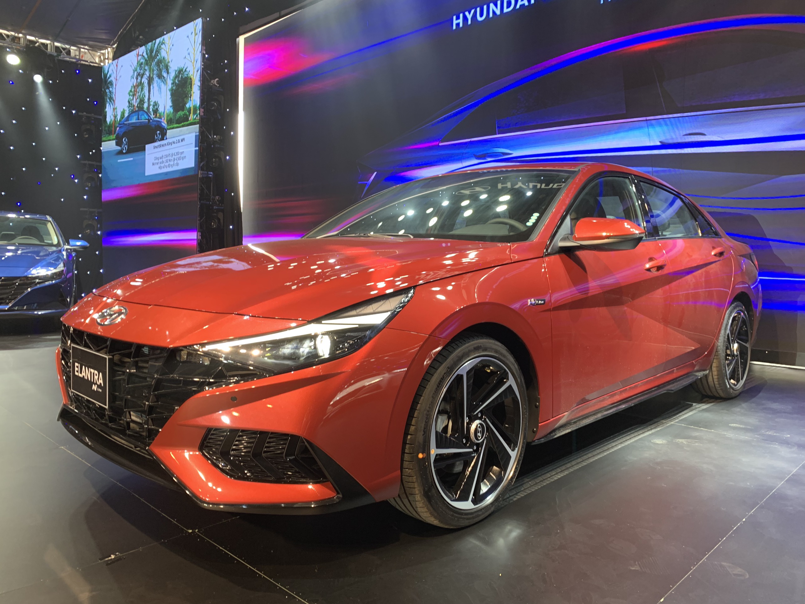 Elantra